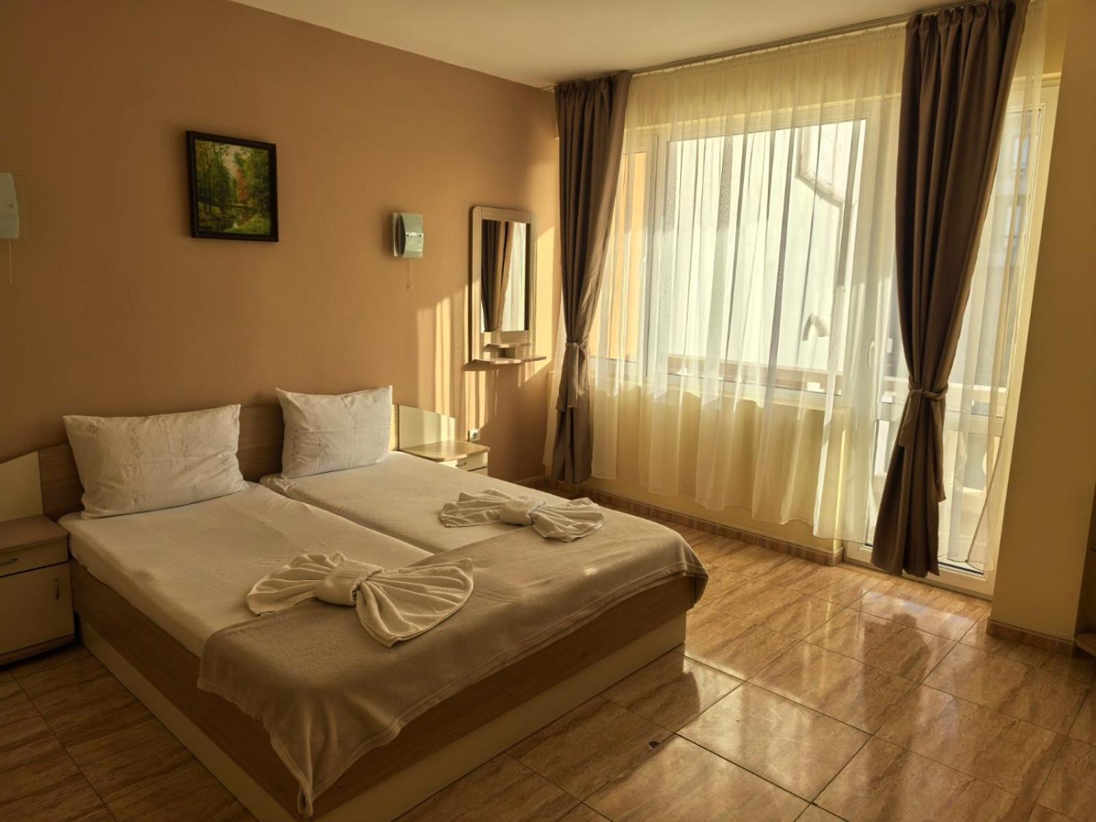 Family Hotel Alfa Vita โซโซโปล ภายนอก รูปภาพ